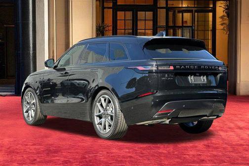 2026 Land Rover Range Rover Velar P250 SE R-Dynamic