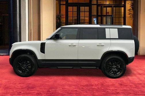 2025 Land Rover Defender 110 P300