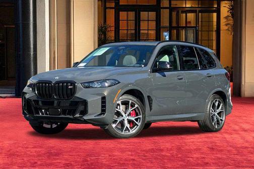 2024 BMW X5 M60i