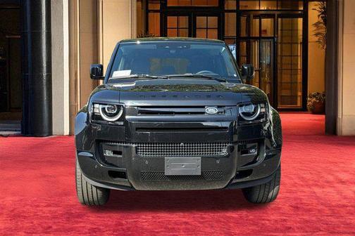 Santorini Black 2026 Land Rover Defender P400 X-Dynamic SE