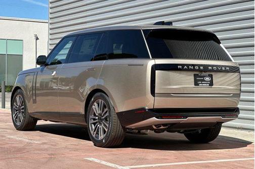 Batumi Gold Premium Metallic 2026 Land Rover Range Rover P530 SE 7 Seat