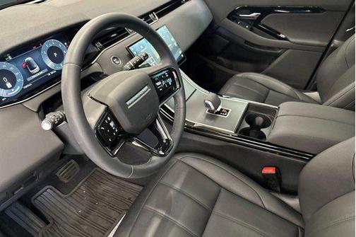 Santorini Black Metallic 2026 Land Rover Range Rover Evoque Core S