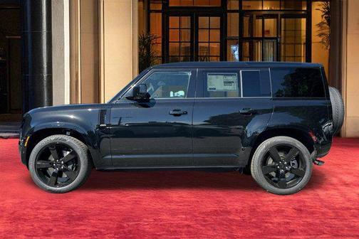 2026 Land Rover Defender P500 X-Dynamic SE