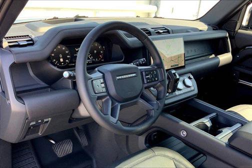 2025 Land Rover Defender 130 P400 X-Dynamic SE