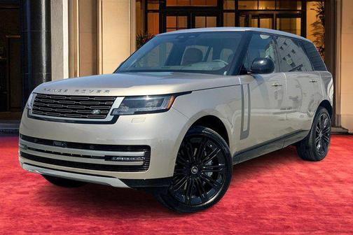 2025 Land Rover Range Rover P530 SE 7 Seat