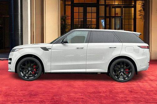 2025 Land Rover Range Rover Sport SE