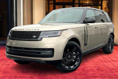 2025 Land Rover Range Rover P530 SE 7 Seat