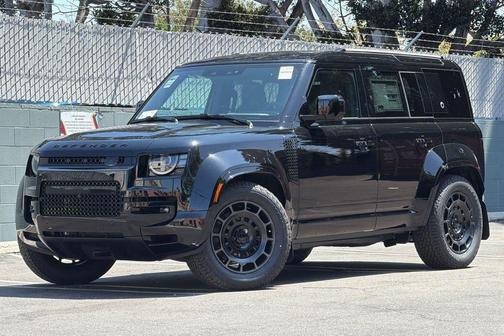Narvik Black 2026 Land Rover Defender P635 OCTA