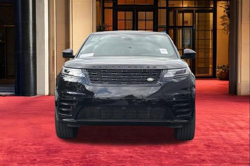 Santorini Black 2026 Land Rover Range Rover Velar P400 Dynamic SE