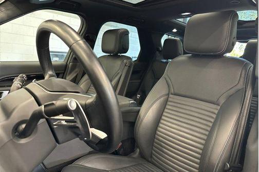 2023 Land Rover Discovery P360 S R-Dynamic