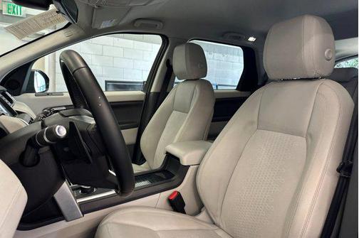 2017 Land Rover Discovery Sport SE