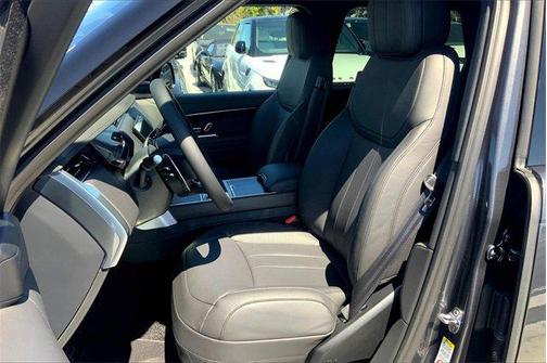 2025 Land Rover Range Rover P530 SE