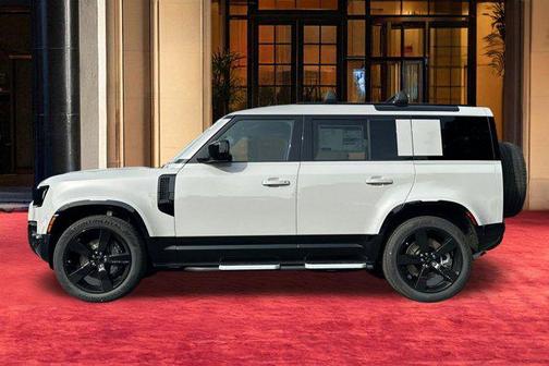 2026 Land Rover Defender P400 X-Dynamic SE