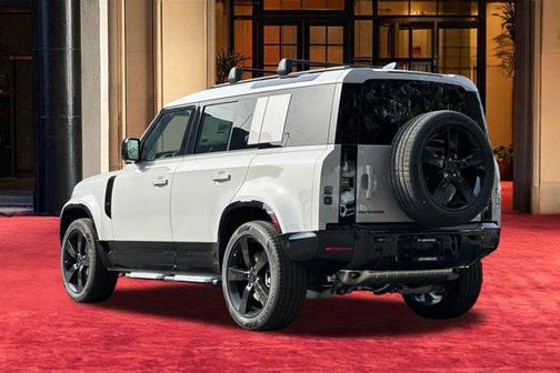 2026 Land Rover Defender P400 X-Dynamic SE