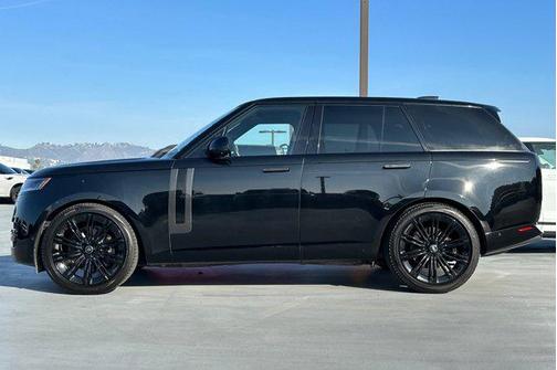 2023 Land Rover Range Rover P530 SE