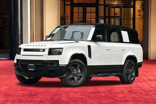 2025 Land Rover Defender 130 P400 X-Dynamic SE