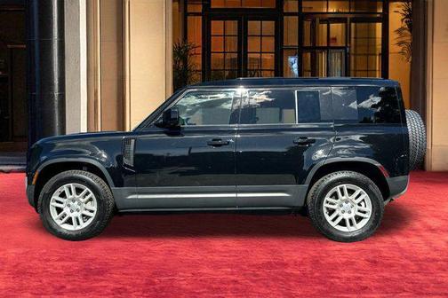 2025 Land Rover Defender 110 P400 S