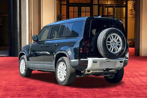 2025 Land Rover Defender 110 P400 S