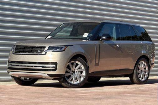 Batumi Gold Premium Metallic 2026 Land Rover Range Rover P400 SE