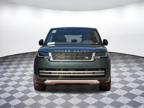 Belgravia Green Metallic 2026 Land Rover Range Rover P400 SE