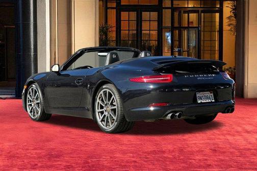 2016 Porsche 911 Carrera