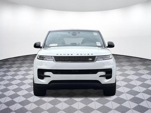 Fuji White 2026 Land Rover Range Rover Sport SE