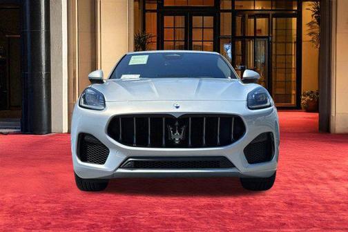 Silver 2023 Maserati Grecale GT