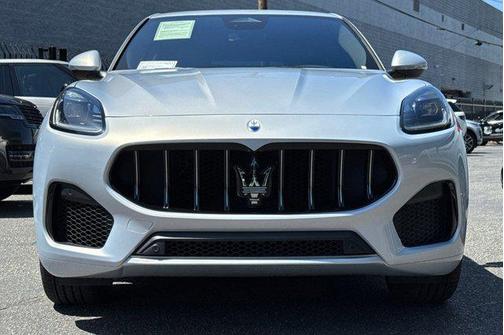 Silver 2023 Maserati Grecale GT