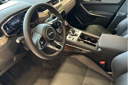 2026 Jaguar F-PACE R-Dynamic S P400 AWD Automatic
