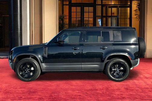 2025 Land Rover Defender 110 P300