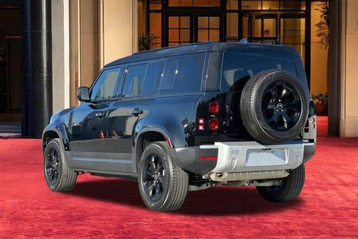 2025 Land Rover Defender 110 P300