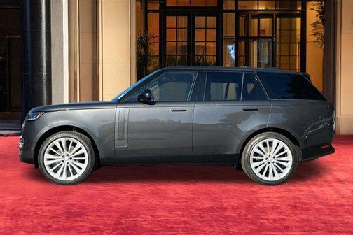 2025 Land Rover Range Rover P400 SE