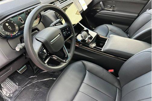 2026 Land Rover Range Rover Sport SE