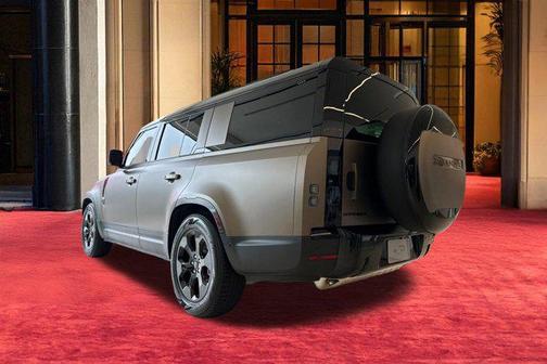 Gondwana Stone 2026 Land Rover Defender P300 S