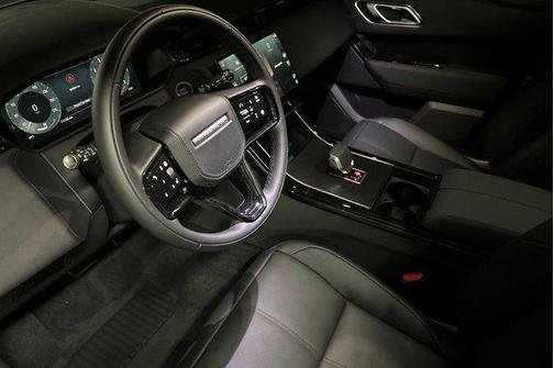 2026 Land Rover Range Rover Velar P250 SE R-Dynamic