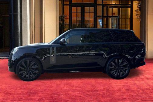 UNV Obsidian Black - Gloss #2 2026 Land Rover Range Rover P615 SV