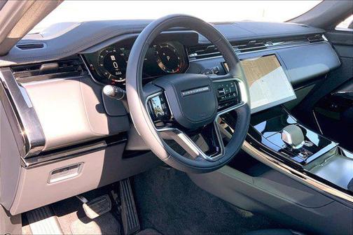 2025 Land Rover Range Rover Sport SE