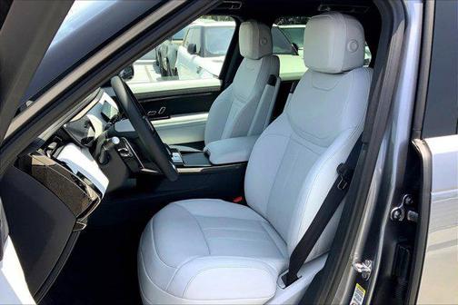 2025 Land Rover Range Rover Sport P360 S