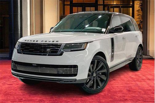 2025 Land Rover Range Rover P615 SV