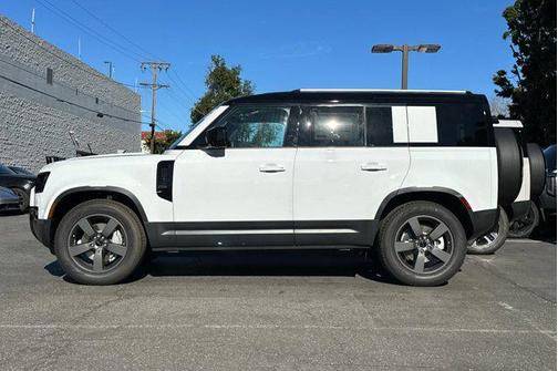 2026 Land Rover Defender P300 S