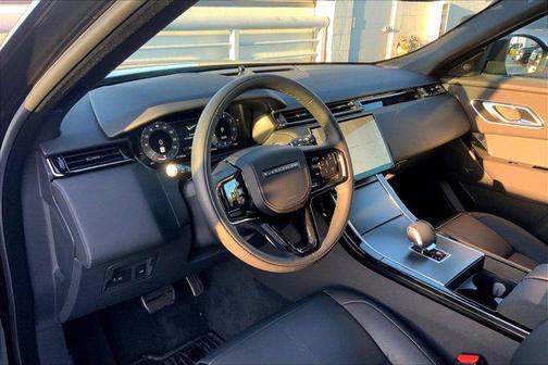2025 Land Rover Range Rover Velar P250 SE R-Dynamic