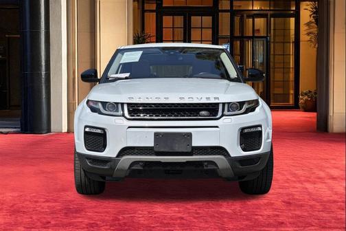White 2017 Land Rover Range Rover Evoque SE
