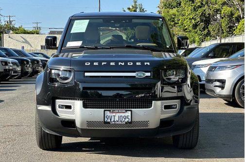 Santorini Black Metallic 2025 Land Rover Defender 110 P400 S