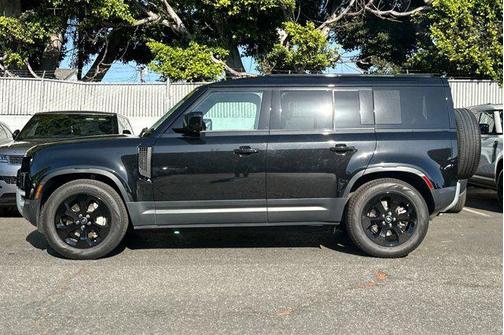 Santorini Black Metallic 2025 Land Rover Defender 110 P400 S