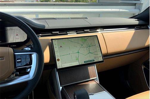 2025 Land Rover Range Rover P530 SE 7 Seat