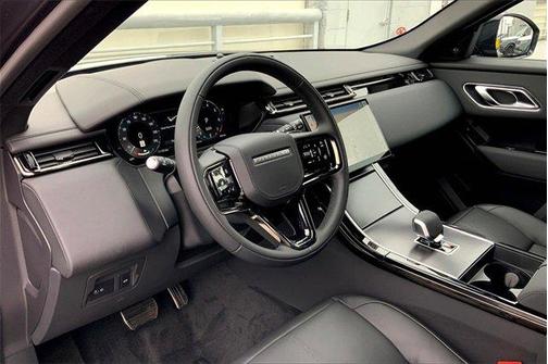 2026 Land Rover Range Rover Velar P400 Dynamic SE