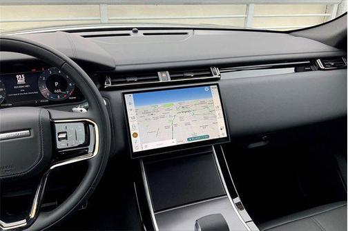 2026 Land Rover Range Rover Velar P400 Dynamic SE
