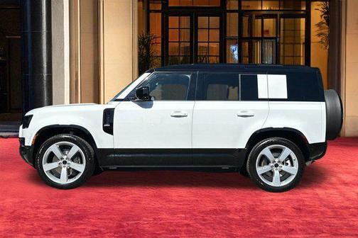 Fuji White 2026 Land Rover Defender P400 X-Dynamic SE