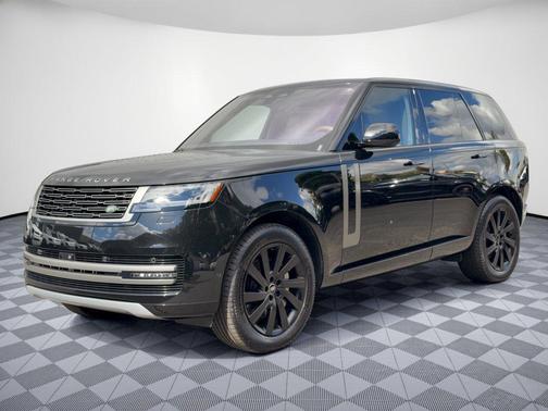 Santorini Black Metallic 2023 Land Rover Range Rover P400 SE