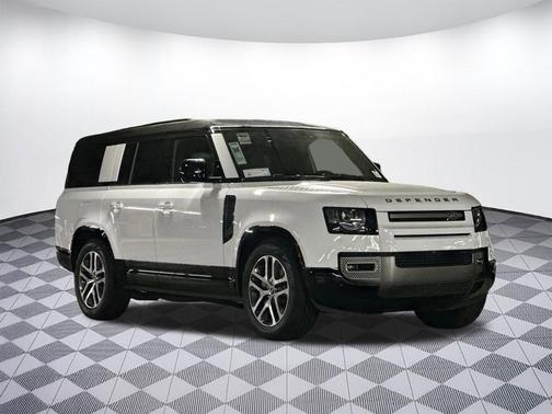 Fuji White 2025 Land Rover Defender 130 P400 X-Dynamic SE
